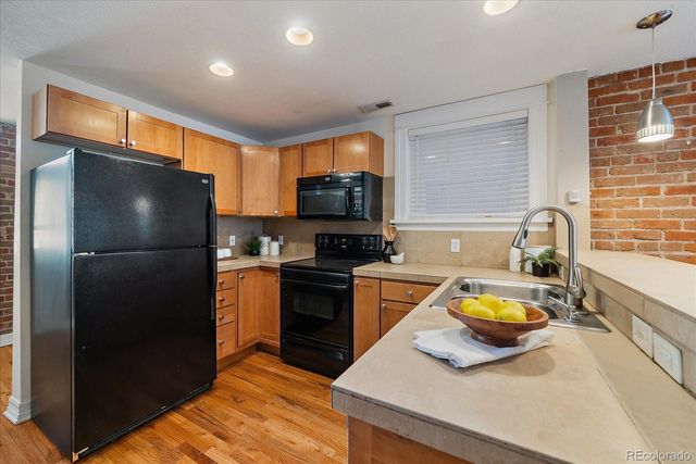 1576 N Franklin Street, Denver, CO 80218