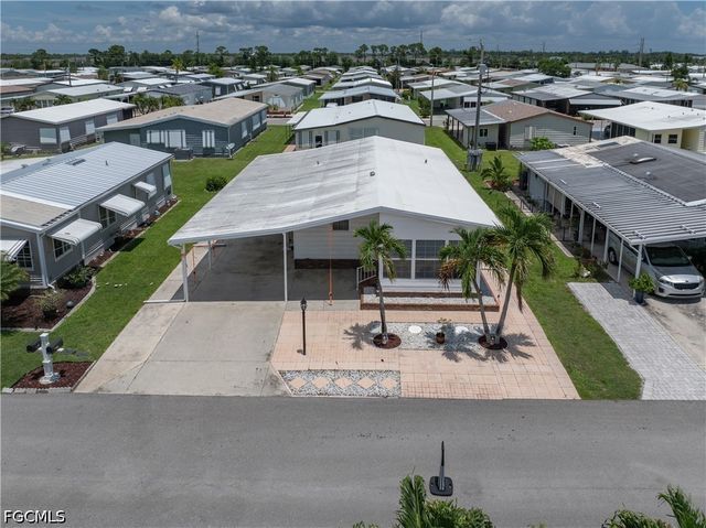 9270 Desoto DR, North Fort Myers, FL 33903