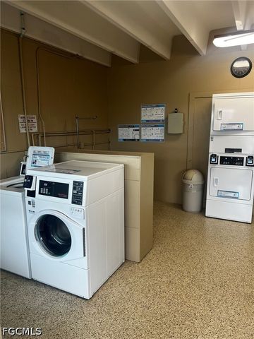 9270 Desoto DR, North Fort Myers, FL 33903