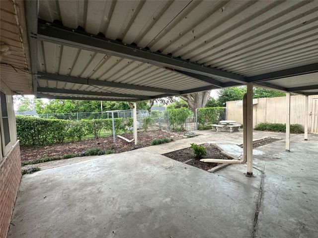 4101 Philco Drive, Houston, TX 77080