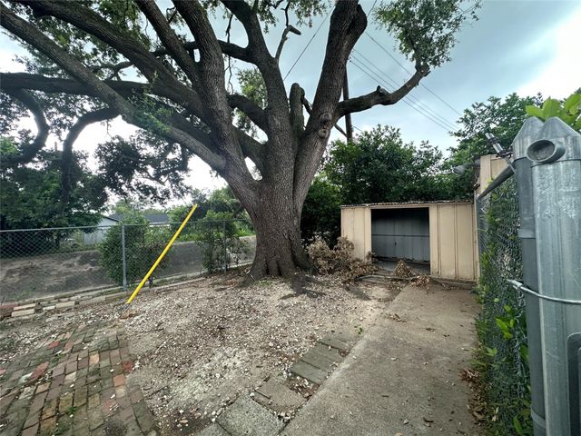 4101 Philco Drive, Houston, TX 77080