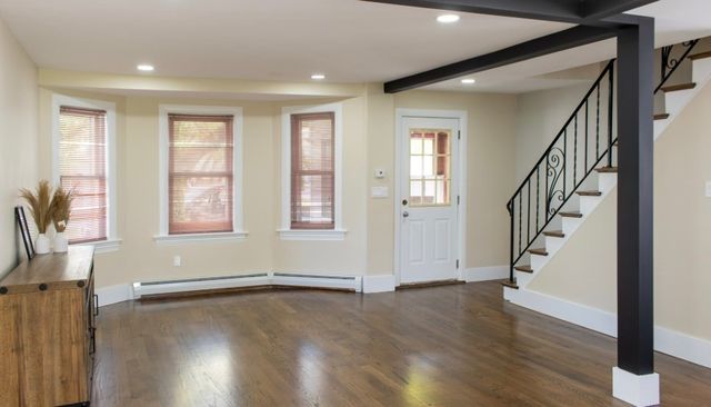 15 Churchill St, Milton, MA 02186