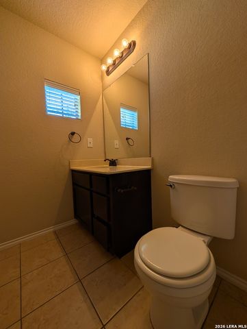 303 & 305 Rosalie, New Braunfels, TX 78130