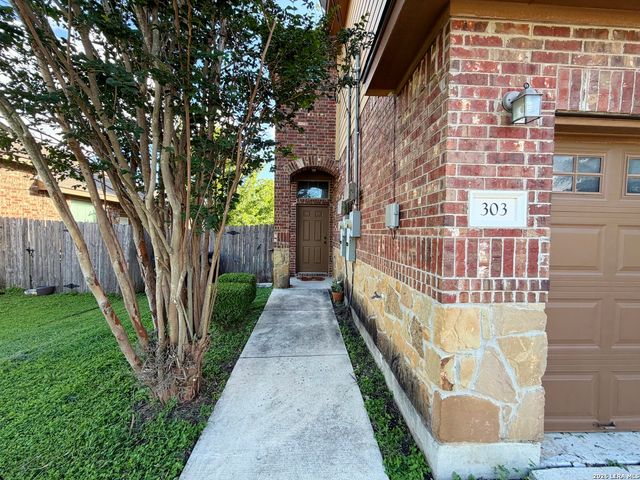 303 & 305 Rosalie, New Braunfels, TX 78130