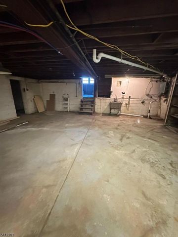 652 Carpentersville Rd, Pohatcong Twp., NJ 08865