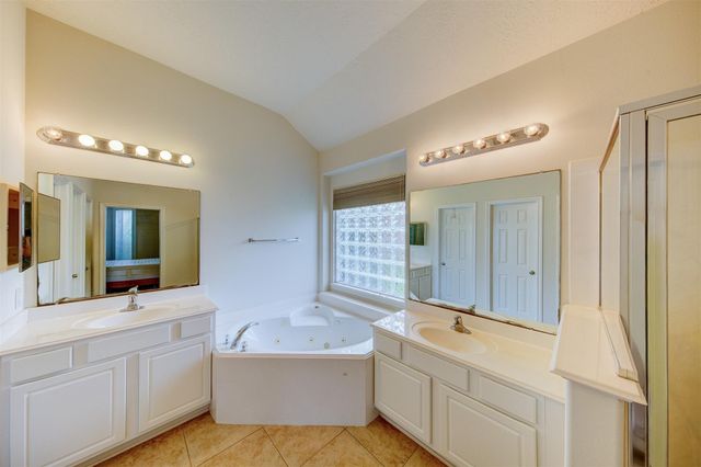 14103 Spring Knoll Lane, Rosharon, TX 77583