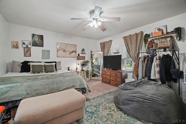 834 Toledo St, Adrian, MI 49221