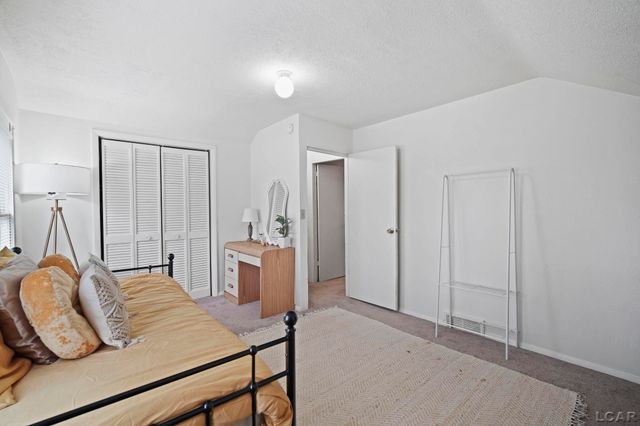 834 Toledo St, Adrian, MI 49221