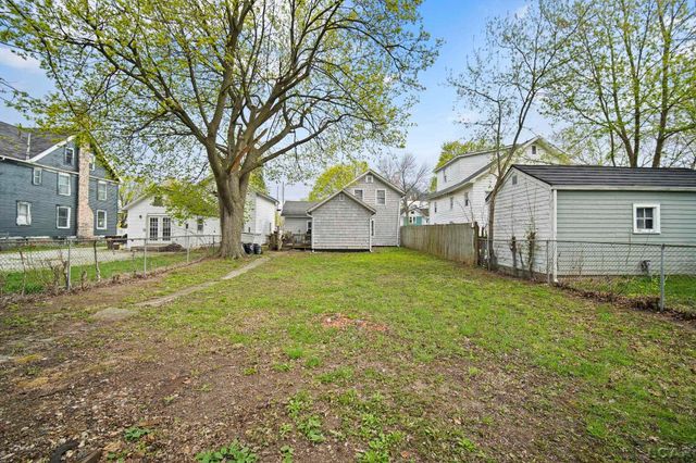 834 Toledo St, Adrian, MI 49221