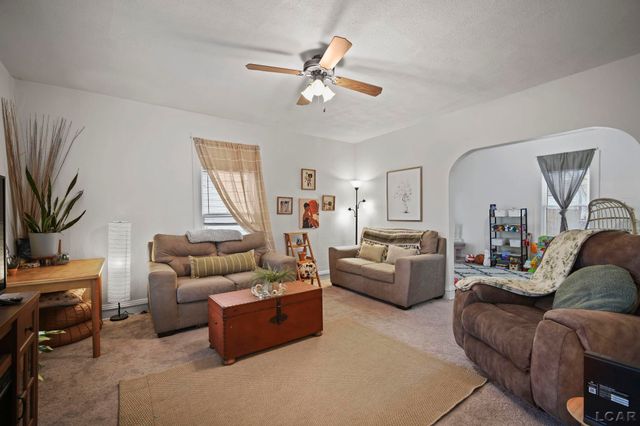 834 Toledo St, Adrian, MI 49221