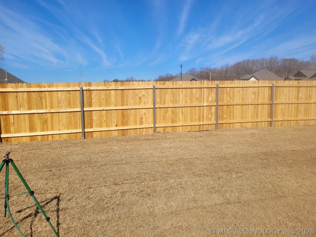 10413 E 132nd Street S, Bixby, OK 74008