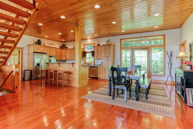 113 Snowbird Trail, Robbinsville, NC 28771
