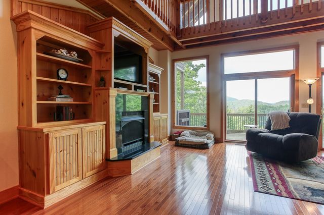113 Snowbird Trail, Robbinsville, NC 28771