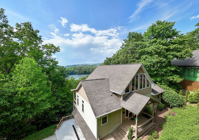 113 Snowbird Trail, Robbinsville, NC 28771
