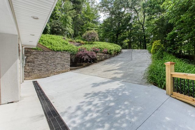 113 Snowbird Trail, Robbinsville, NC 28771