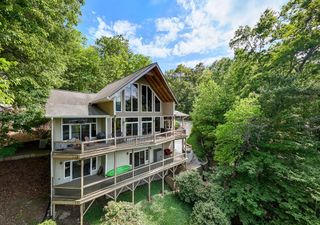 113 Snowbird Trail, Robbinsville, NC 28771