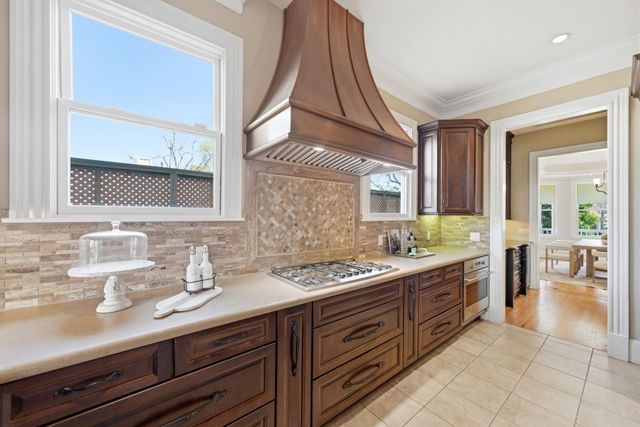 607 E 15th Street, Houston, TX 77008