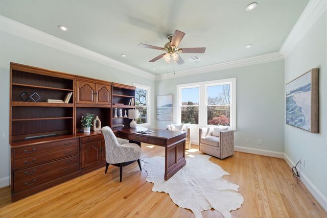 607 E 15th Street, Houston, TX 77008