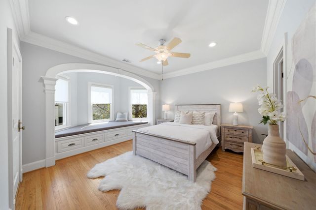 607 E 15th Street, Houston, TX 77008