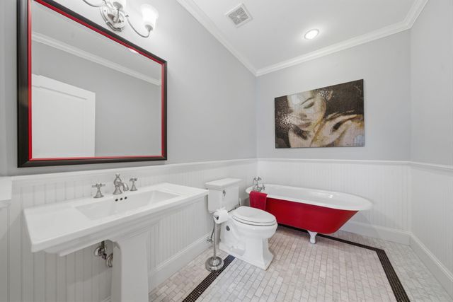 607 E 15th Street, Houston, TX 77008