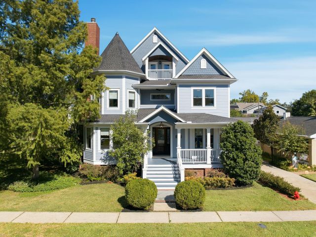 607 E 15th Street, Houston, TX 77008