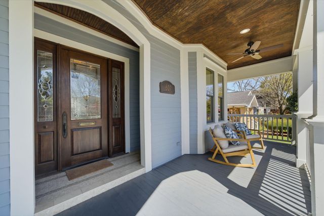 607 E 15th Street, Houston, TX 77008