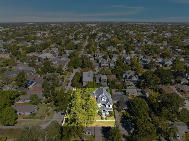 607 E 15th Street, Houston, TX 77008