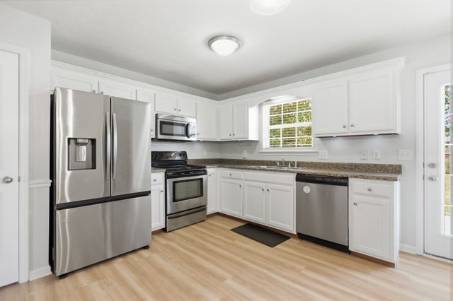 101 Briar Patch Dr, Shelbyville, TN 37160