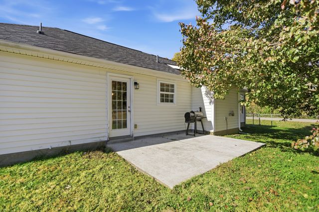 101 Briar Patch Dr, Shelbyville, TN 37160