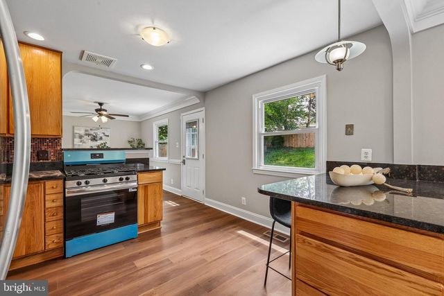 108 N CYPRESS RD N, Sterling, VA 20164