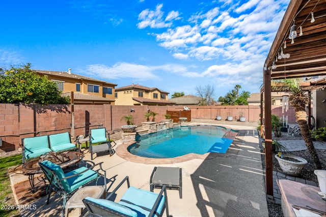 8800 W STATE Avenue, Glendale, AZ 85305