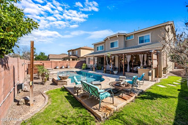 8800 W STATE Avenue, Glendale, AZ 85305