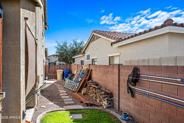 8800 W STATE Avenue, Glendale, AZ 85305