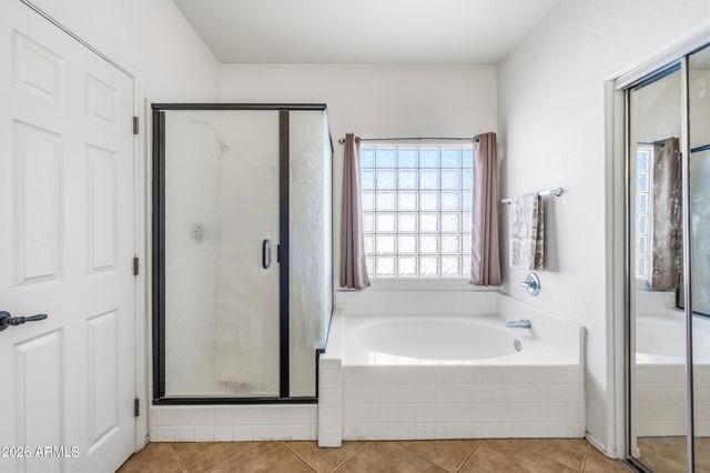 8800 W STATE Avenue, Glendale, AZ 85305