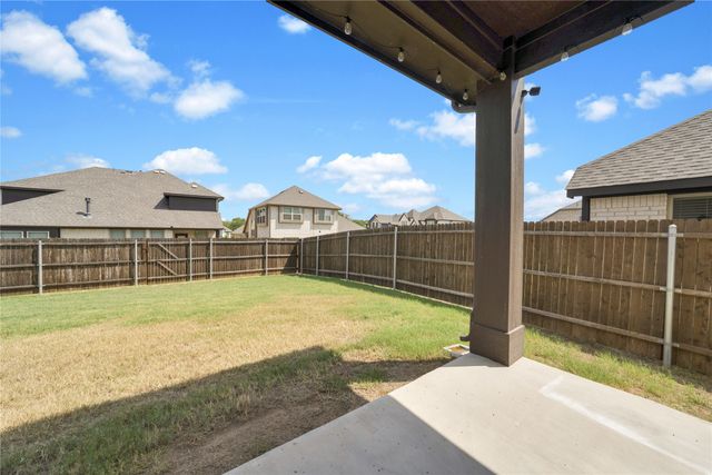 2804 Creekhollow Court, Denton, TX 76226