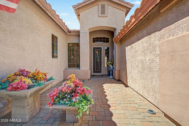 6915 W BRILES Road, Peoria, AZ 85383