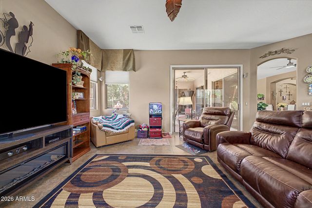 6915 W BRILES Road, Peoria, AZ 85383
