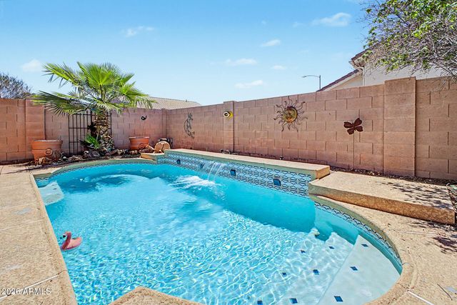 6915 W BRILES Road, Peoria, AZ 85383