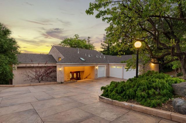 727 Bicknell Road, Los Gatos, CA 95030