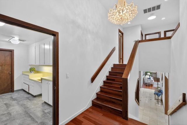 727 Bicknell Road, Los Gatos, CA 95030