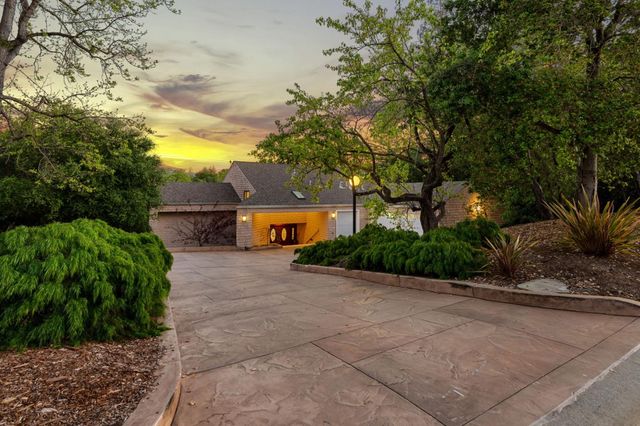 727 Bicknell Road, Los Gatos, CA 95030