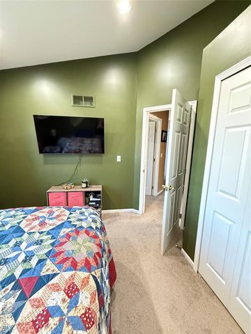 5617 Millpointe Drive, Waterford, MI 48327