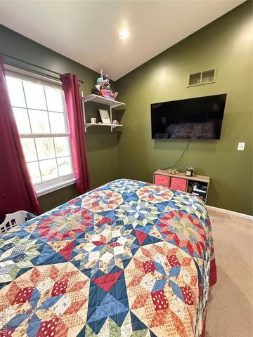 5617 Millpointe Drive, Waterford, MI 48327