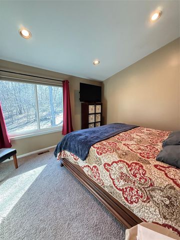 5617 Millpointe Drive, Waterford, MI 48327