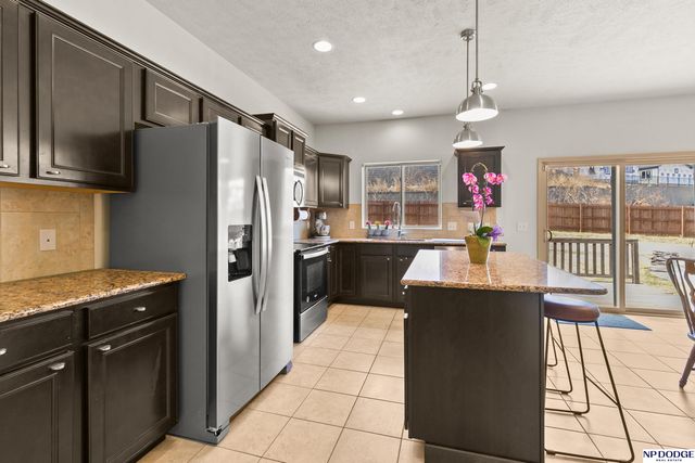 4202 S 202 Avenue, Omaha, NE 68135