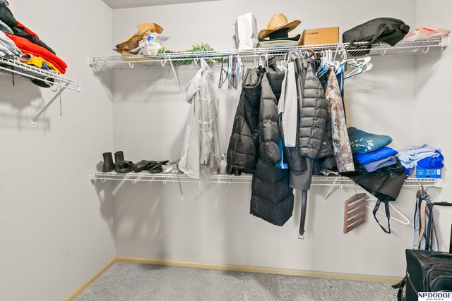 4202 S 202 Avenue, Omaha, NE 68135