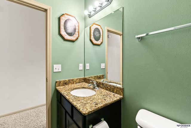 4202 S 202 Avenue, Omaha, NE 68135