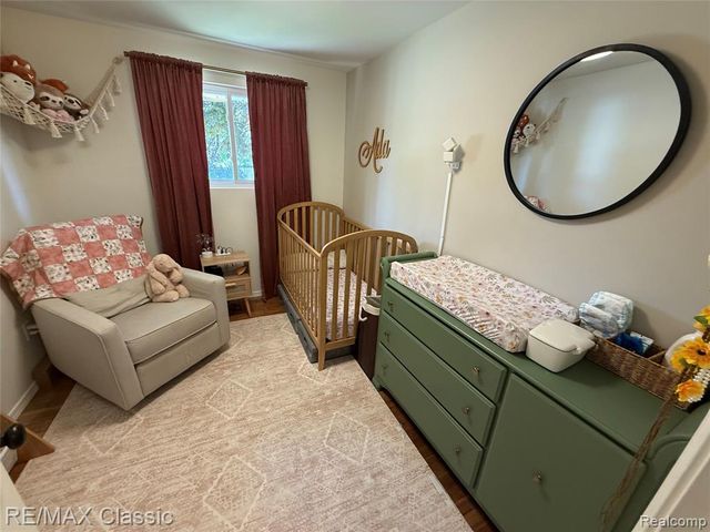 857 Panorama Drive, Milford, MI 48381