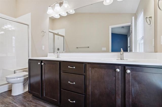 128 Daybeacon ST, Yorktown, VA 23692