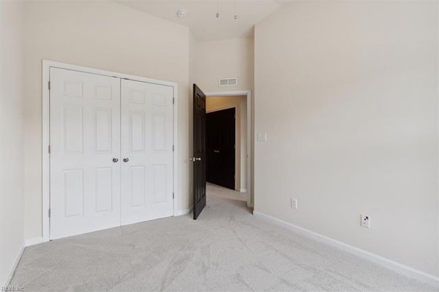 128 Daybeacon ST, Yorktown, VA 23692